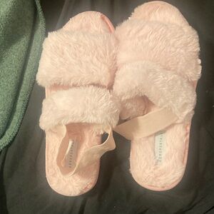 Aeropostale Blush Pink Fuzzy Slide Slippers
